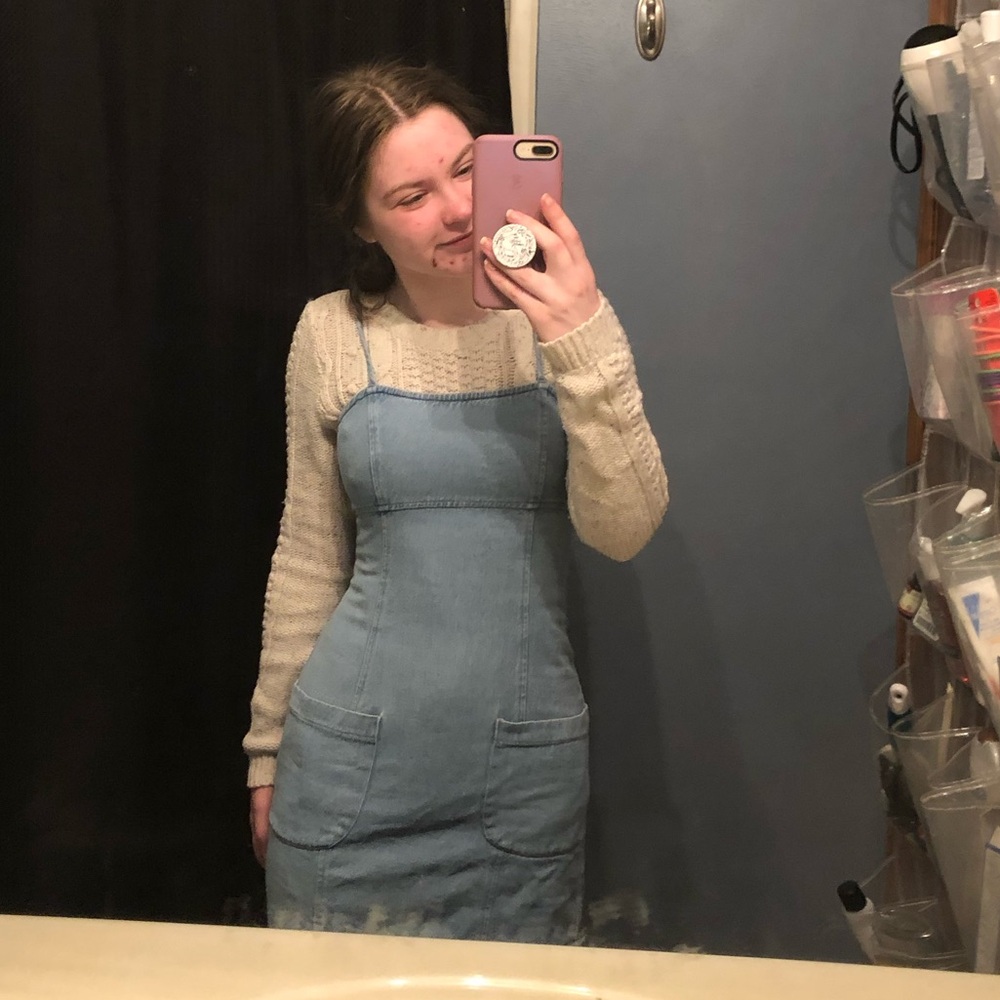Short Light Fitted Denim Dress